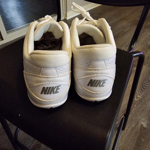 Nike Air Ring Leader Leather White Casual Sneakers 488102-102 Men Sz 9.5 - Picture 6 of 9